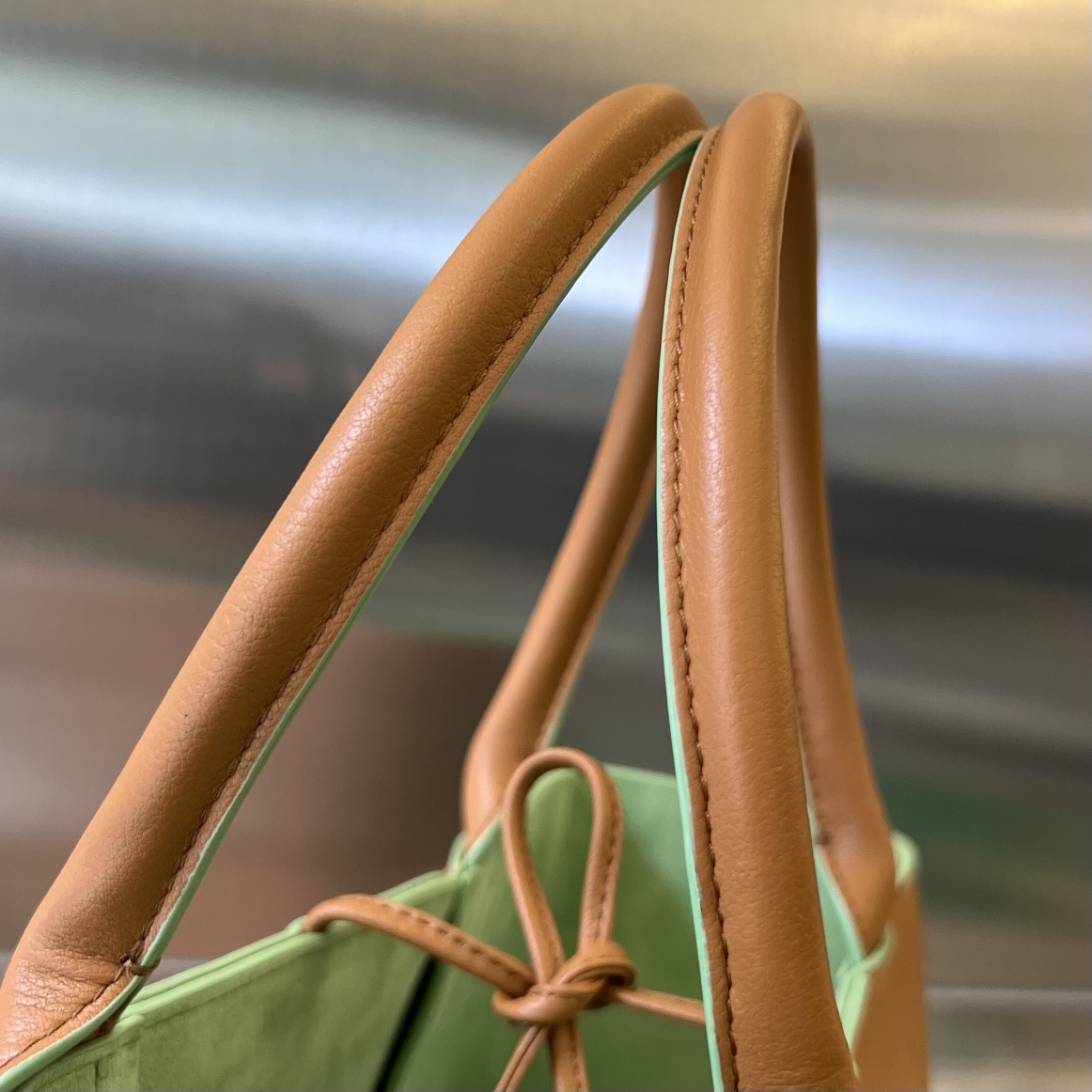 Small Arco Intreccio Leather Tote Bag Caramel